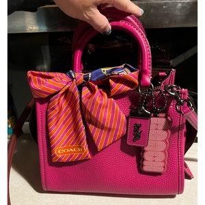 ‘RARE’ Coach Fuchsia Rogue 25